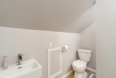 131 East Iowa Street Spring Valley IL 61362
