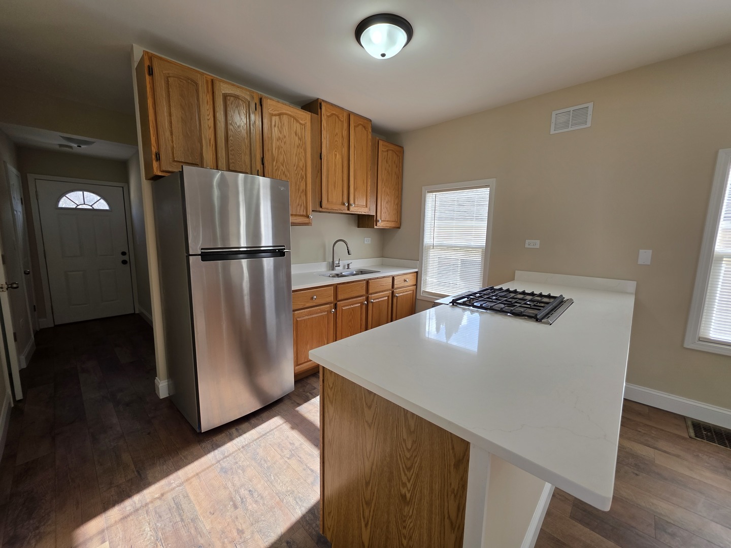 461 Wood Street Aurora IL 60505