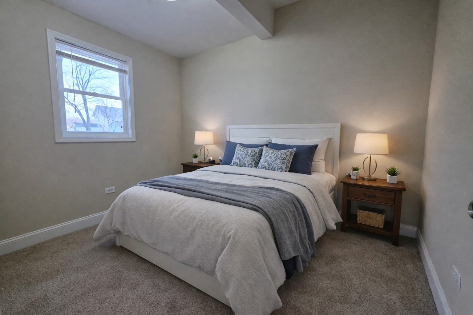 461 Wood Street Aurora IL 60505