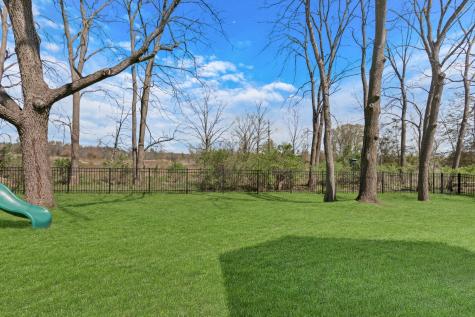 2890 Trail Crest Lane Lindenhurst IL 60046