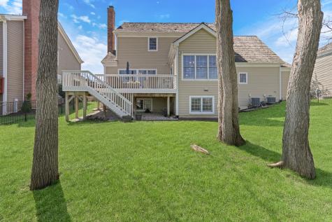 2890 Trail Crest Lane Lindenhurst IL 60046