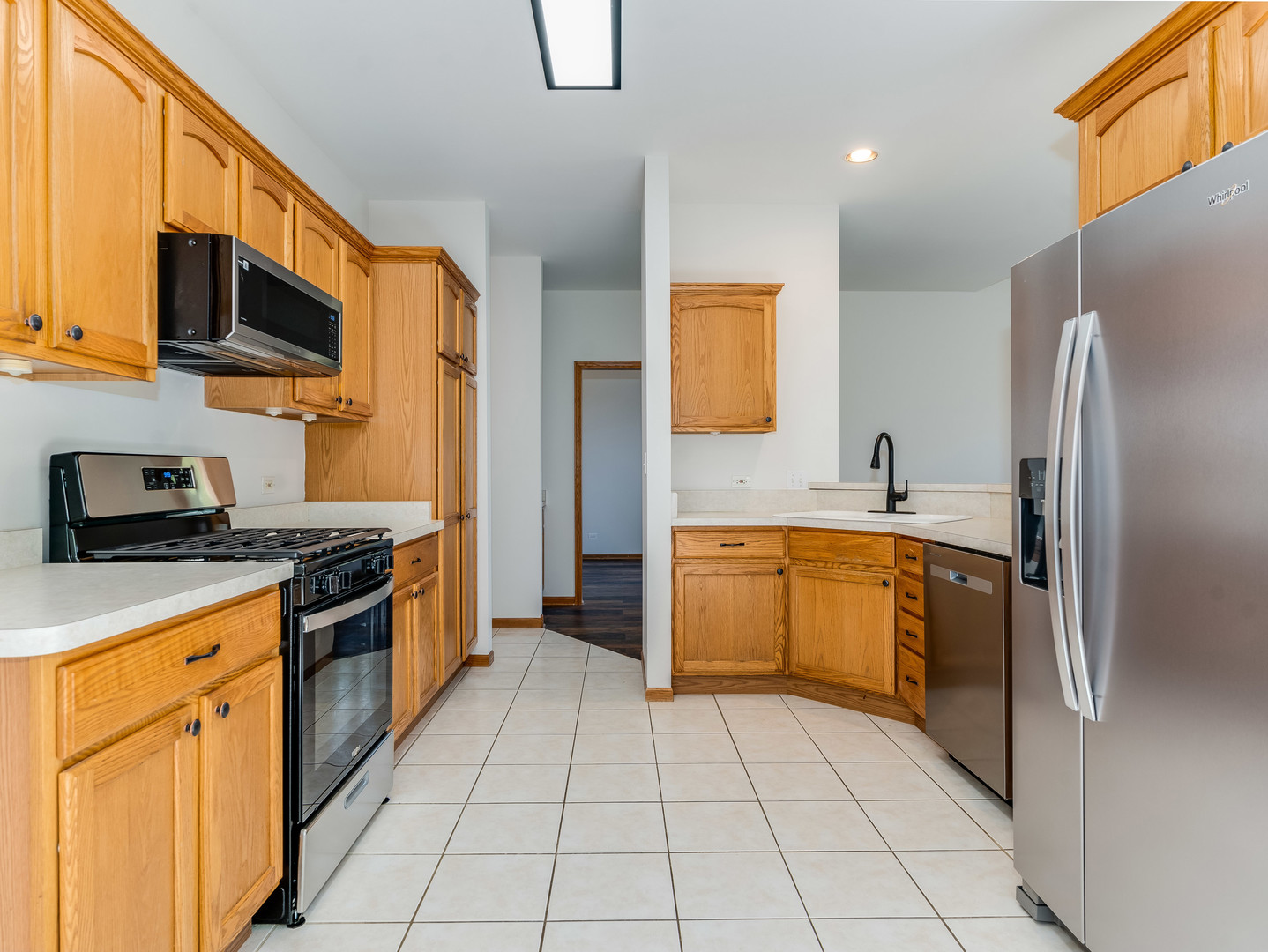 521 Ridgewood Drive Antioch IL 60002