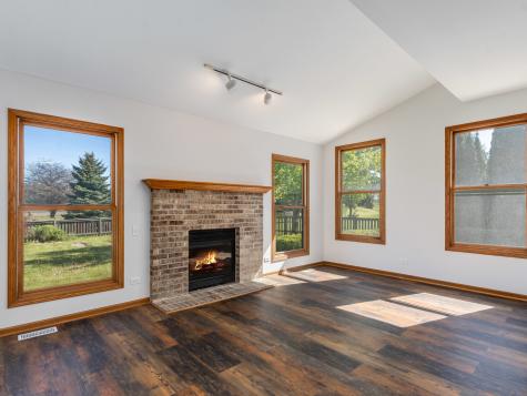 521 Ridgewood Drive Antioch IL 60002