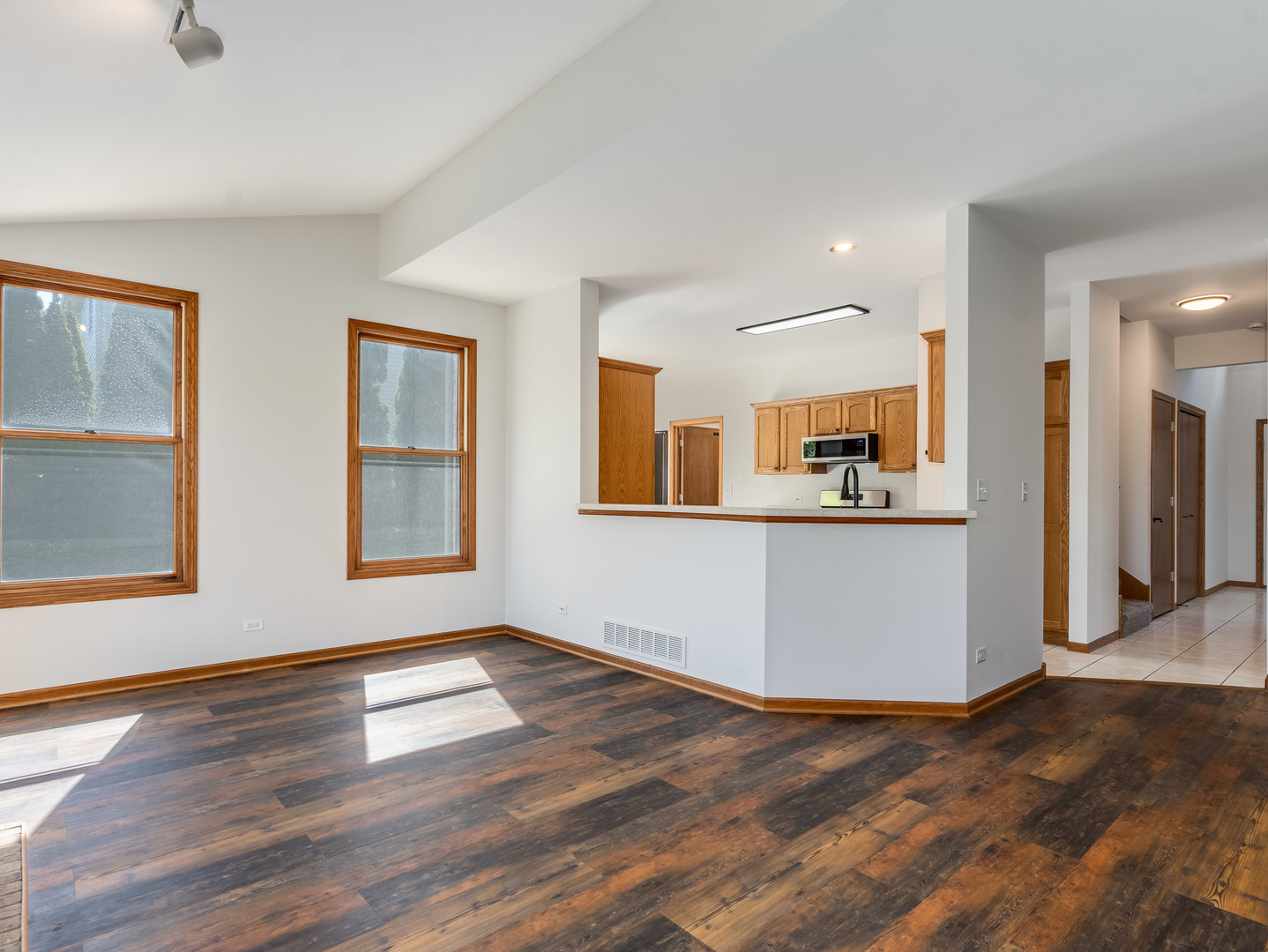 521 Ridgewood Drive Antioch IL 60002