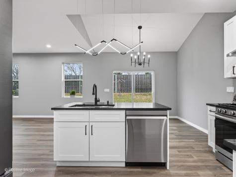 1390 North Merrimac Lane Hanover Park IL 60133