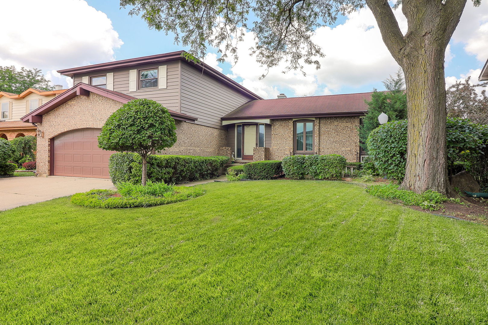 1116 North Old Fence Road Addison IL 60101