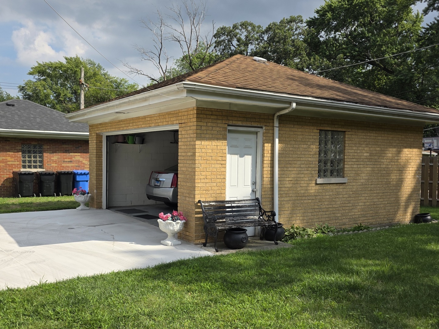 1623 West 107th Street Chicago IL 60643