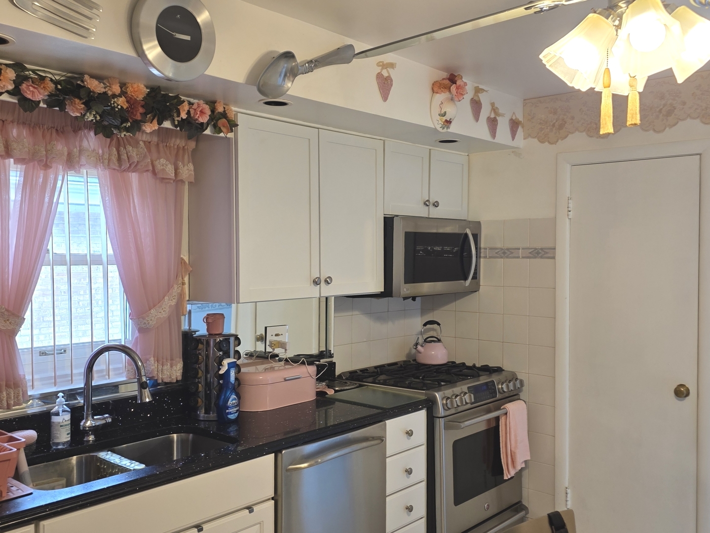 1623 West 107th Street Chicago IL 60643