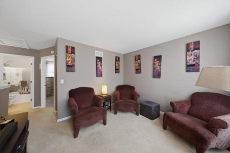 1615 Victoria Park Circle Aurora IL 60504