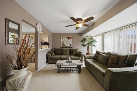 1615 Victoria Park Circle Aurora IL 60504