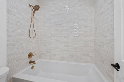 482 Deerfield Drive Oswego IL 60543