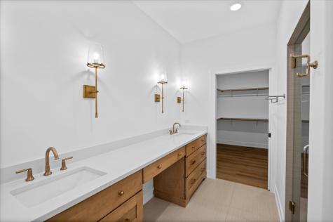 482 Deerfield Drive Oswego IL 60543