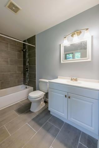 16037 Evans Avenue South Holland IL 60473