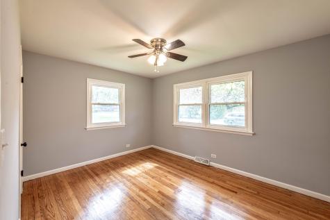 16037 Evans Avenue South Holland IL 60473