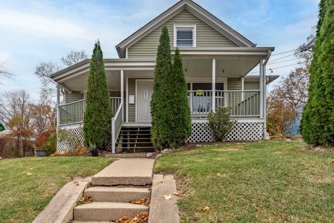 643 Wing Street Elgin IL 60123