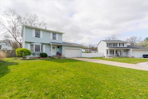 12 Spiria Court Bloomington IL 61701