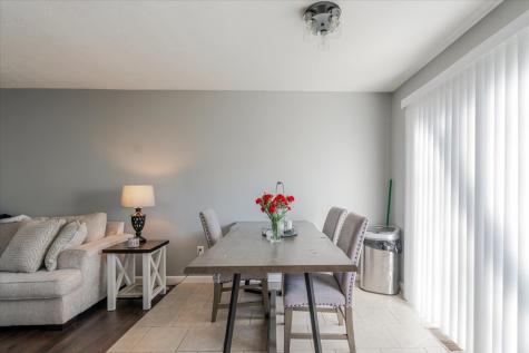 12 Spiria Court Bloomington IL 61701