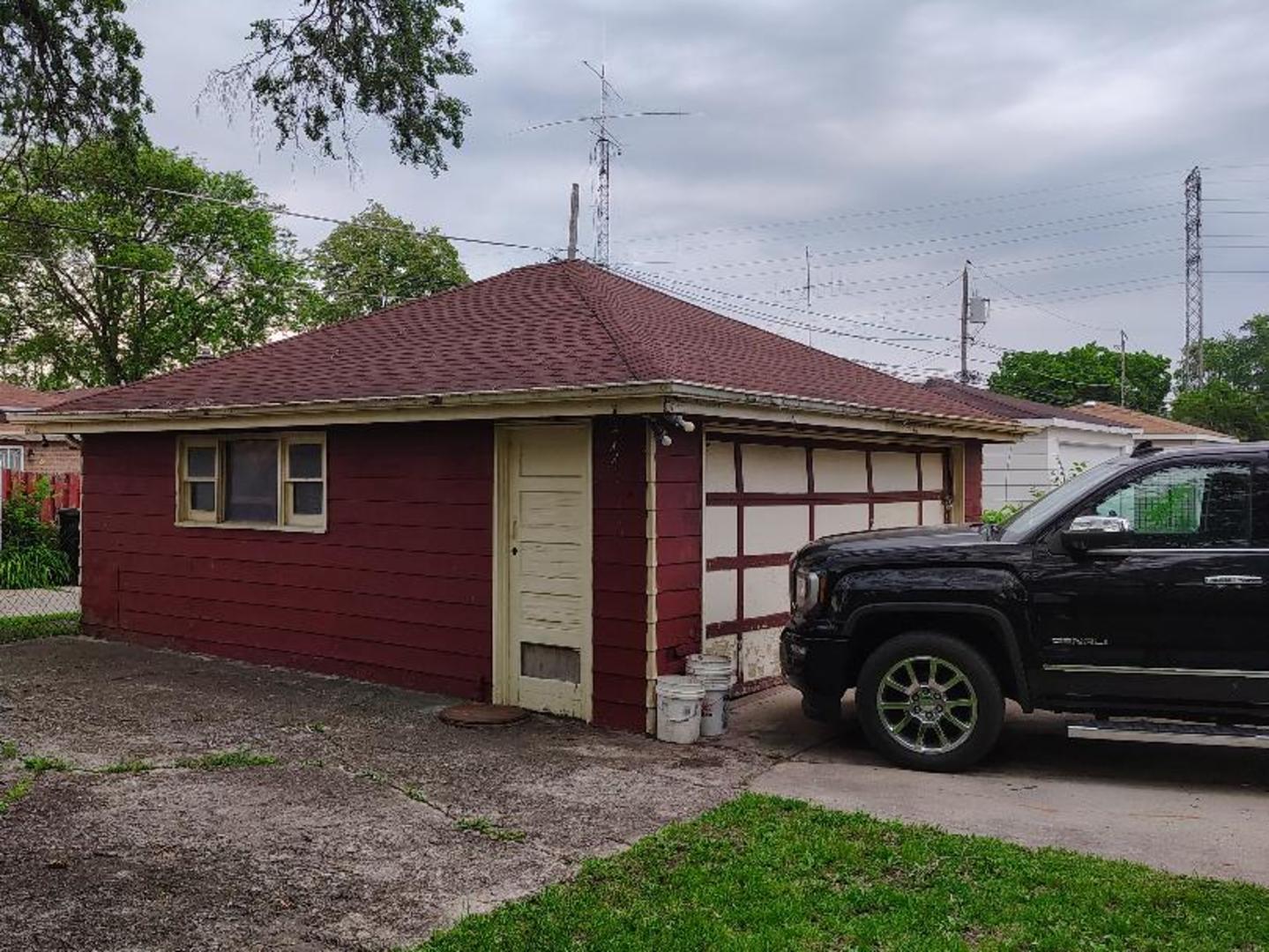 550 West 127th Street Chicago IL 60628