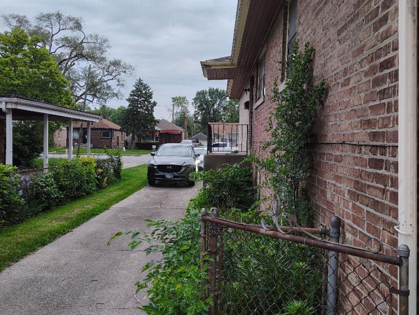 550 West 127th Street Chicago IL 60628