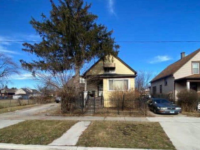 42 West 105th Street Chicago IL 60628