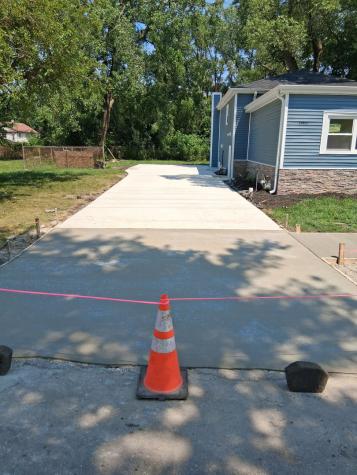13621 South Homan Avenue Robbins IL 60472