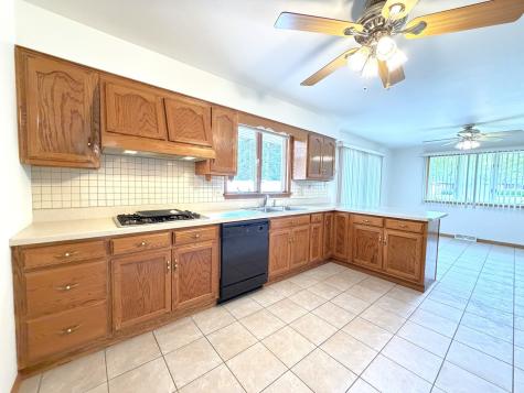 901 Lark Street Peotone IL 60468
