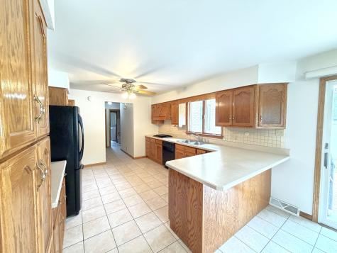 901 Lark Street Peotone IL 60468