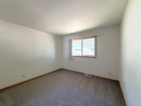 901 Lark Street Peotone IL 60468