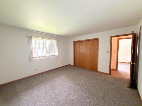 901 Lark Street Peotone IL 60468
