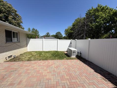 901 Lark Street Peotone IL 60468