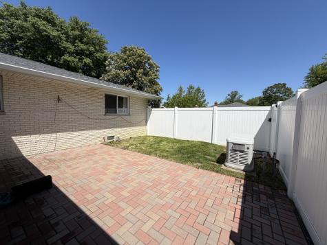 901 Lark Street Peotone IL 60468