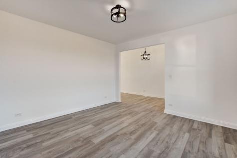 20813 Elwood Street Lynwood IL 60411