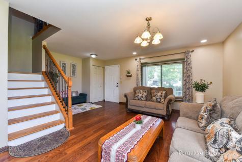 2475 Westleigh Court Aurora IL 60504