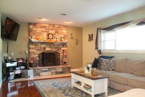 617 Melrose Lane Beecher IL 60401