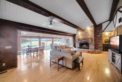 20 Chairtree Court Putnam IL 61560
