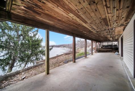 20 Chairtree Court Putnam IL 61560