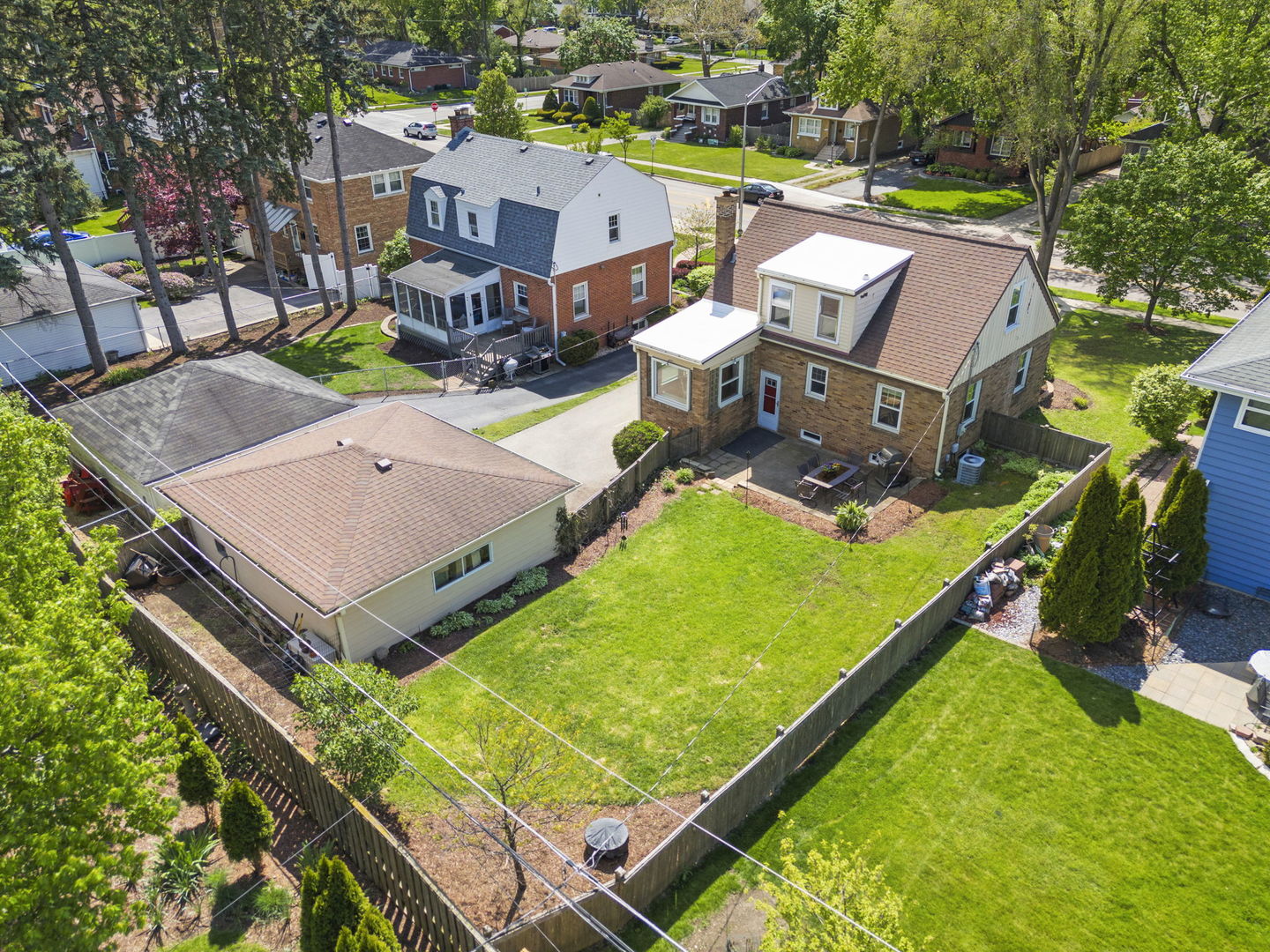 919 North President Street Wheaton IL 60187