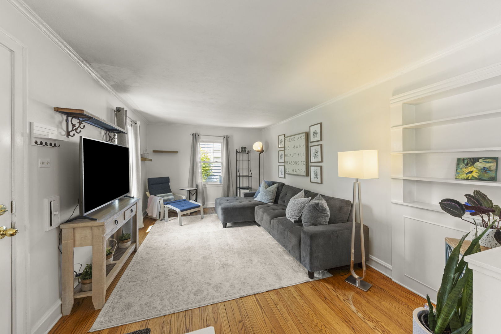 919 North President Street Wheaton IL 60187