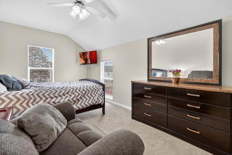 162 Park Street Hampshire IL 60140
