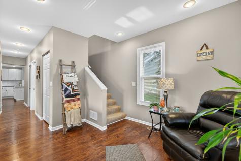 162 Park Street Hampshire IL 60140