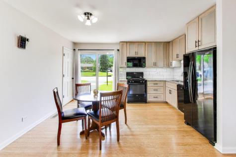 420 Bode Road Hoffman Estates IL 60169
