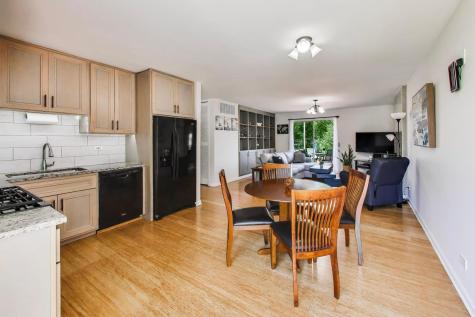 420 Bode Road Hoffman Estates IL 60169
