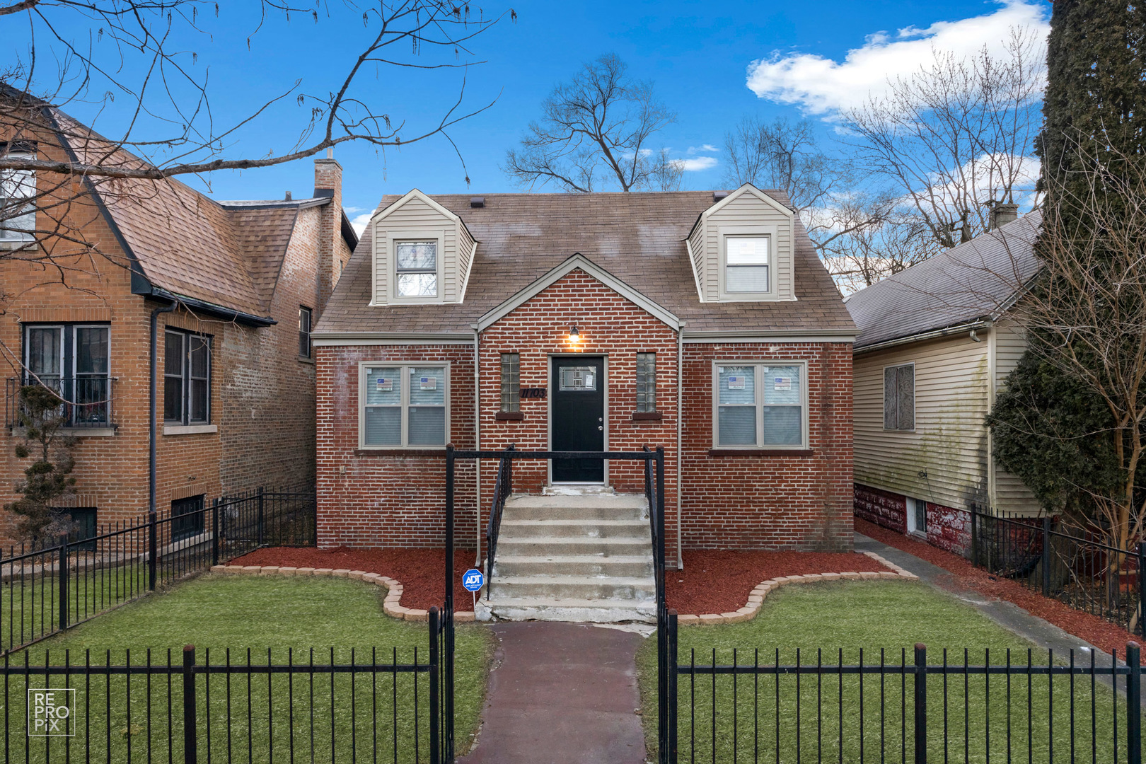 11703 South Lowe Avenue Chicago IL 60628