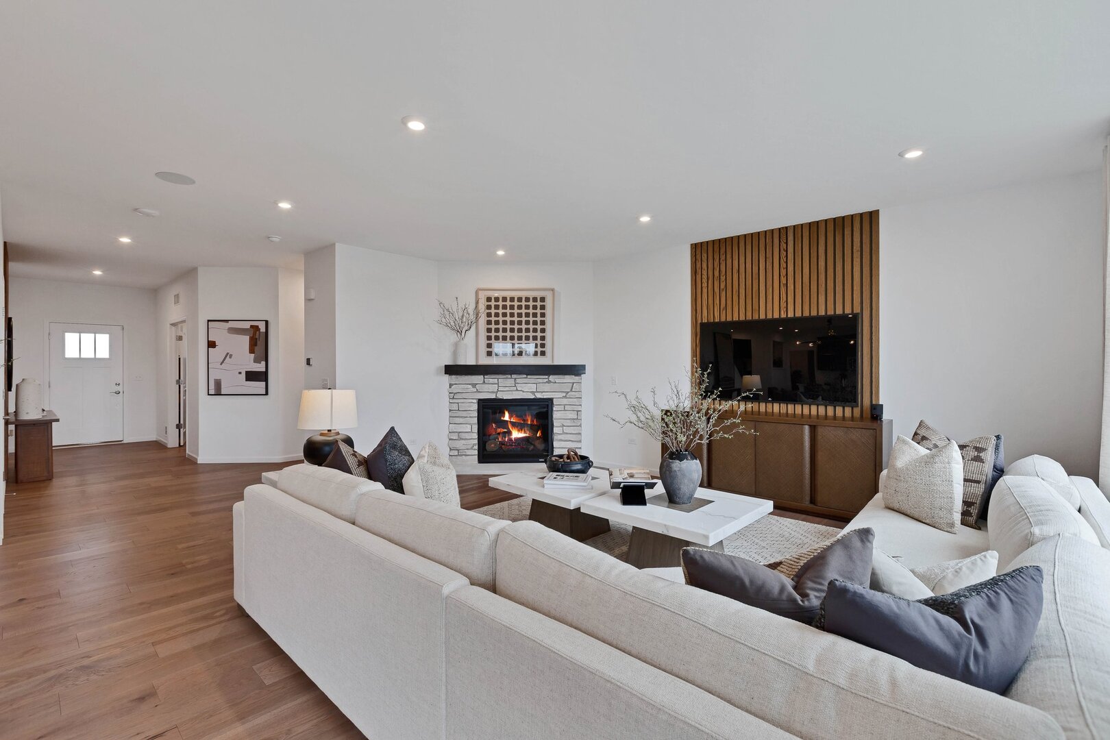 2419 Lawlor Lane Naperville IL 60564