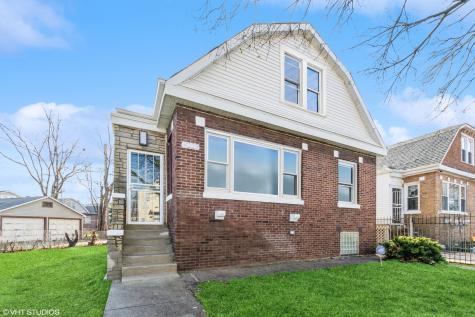 9223 South Manistee Avenue Chicago IL 60617