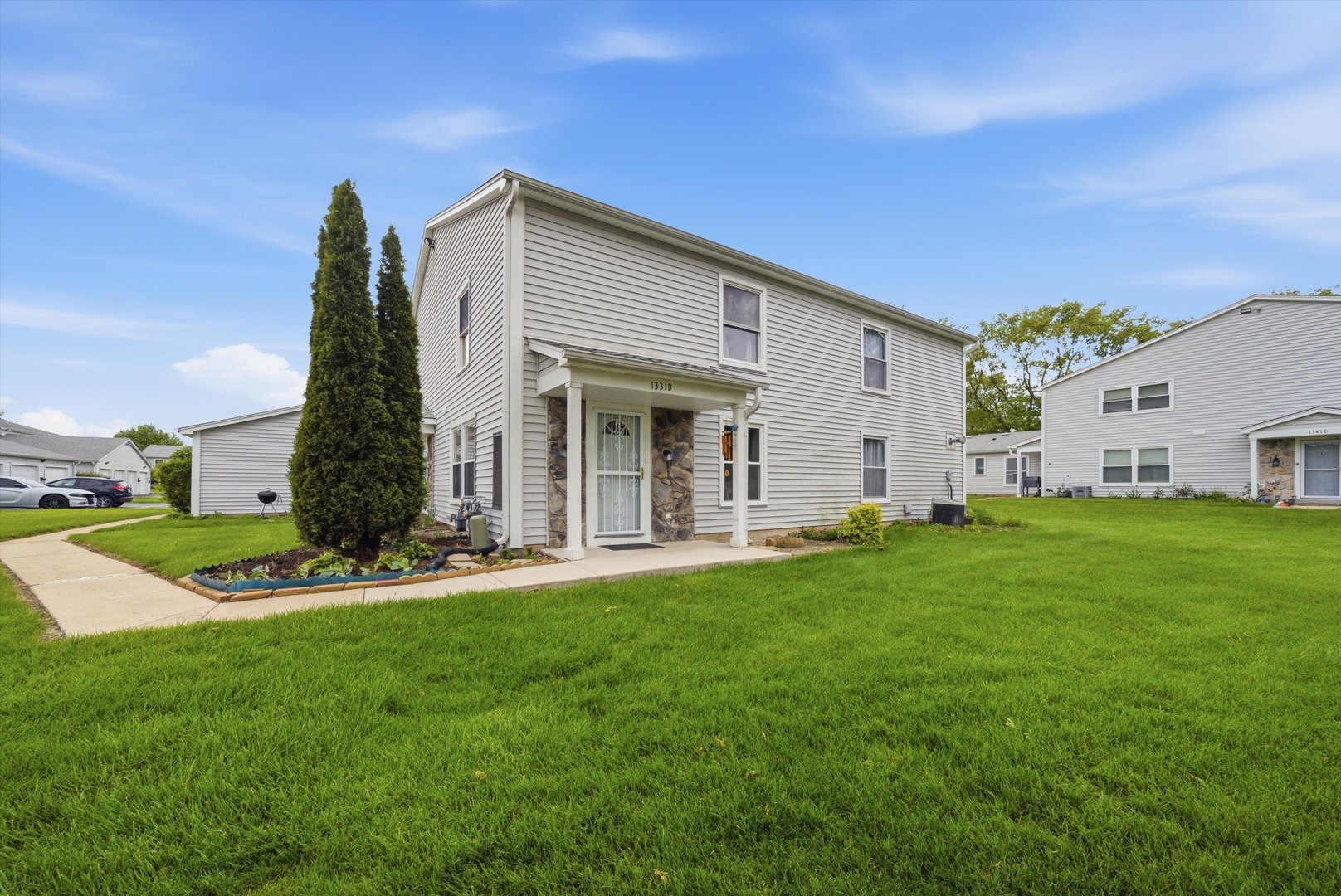 1331 North Glen Circle Aurora IL 60506