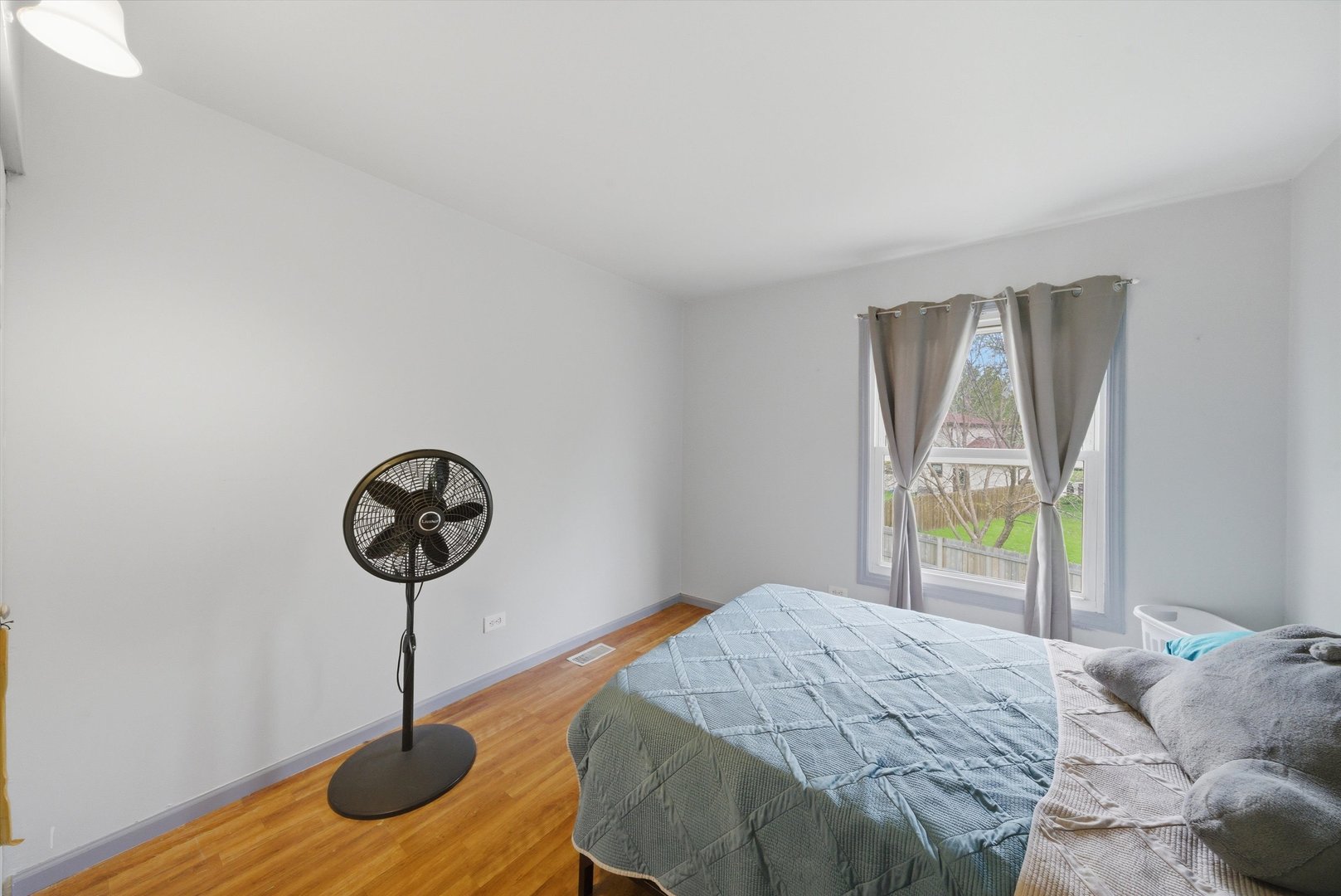 1331 North Glen Circle Aurora IL 60506