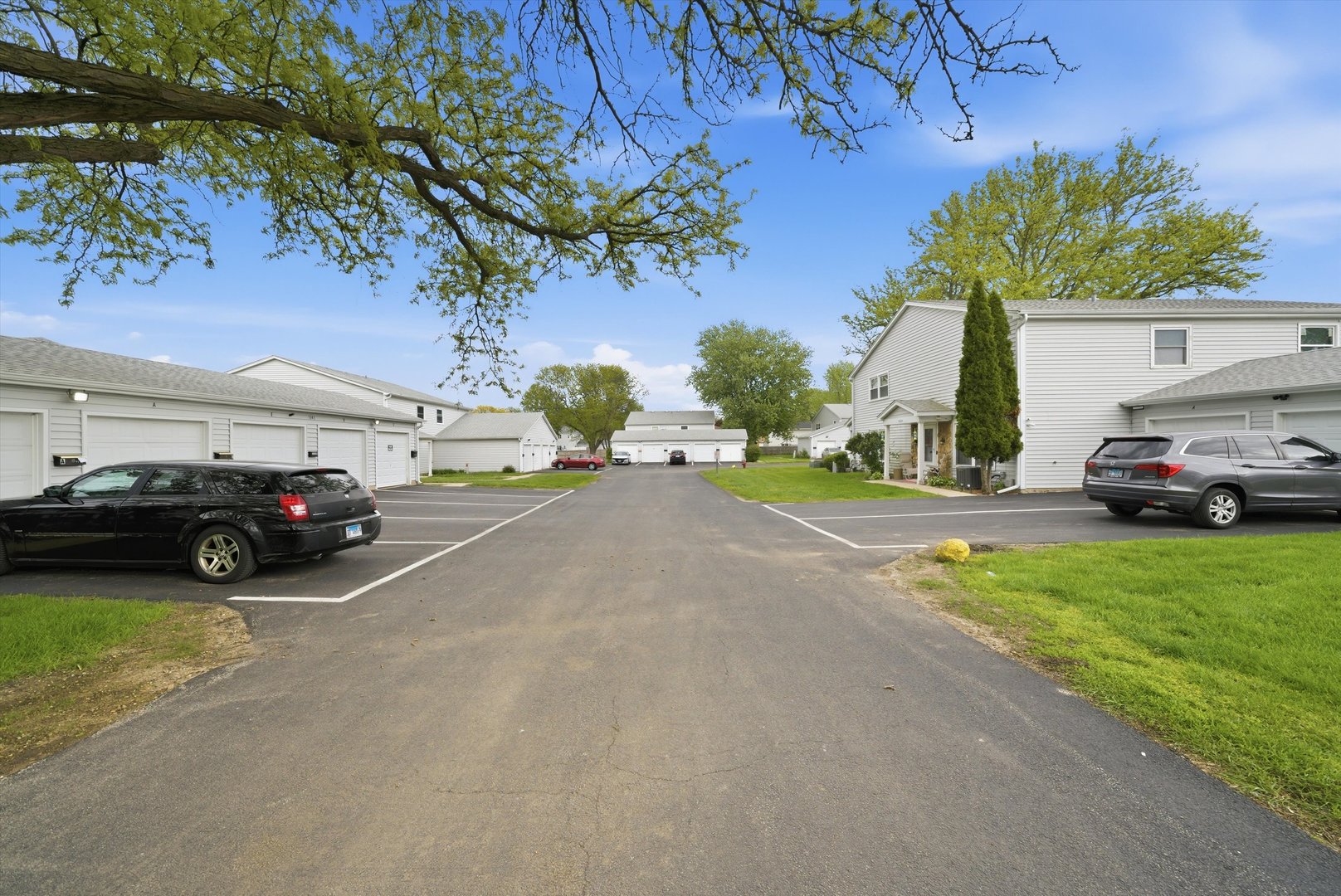 1331 North Glen Circle Aurora IL 60506