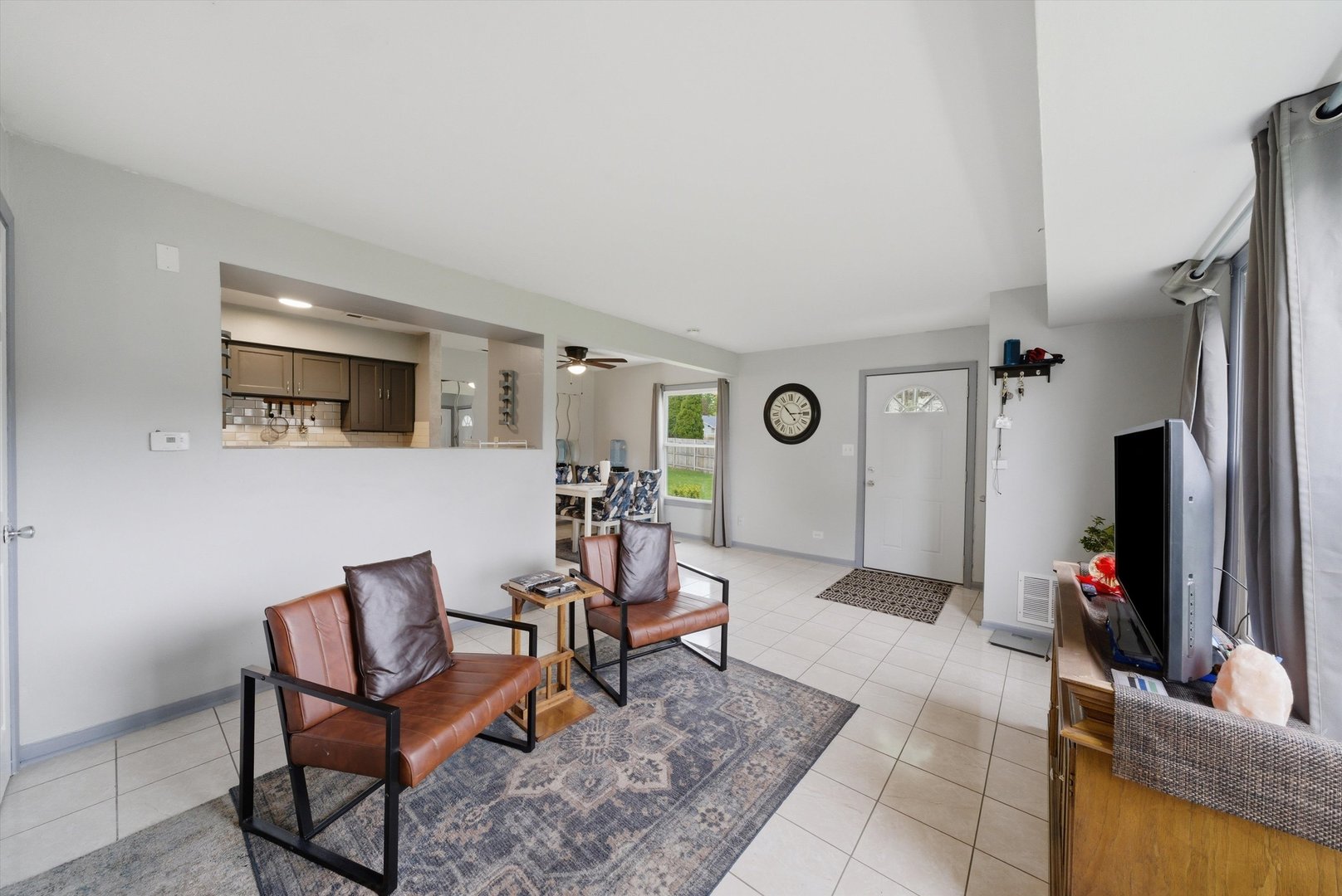 1331 North Glen Circle Aurora IL 60506