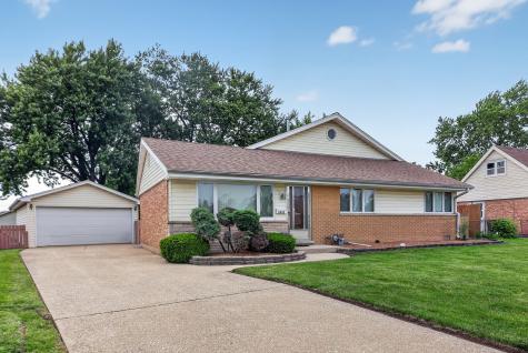 9042 Fairlane Drive Bridgeview IL 60455